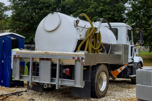 Portable Toilet Options We Offer in Lakeview, NY